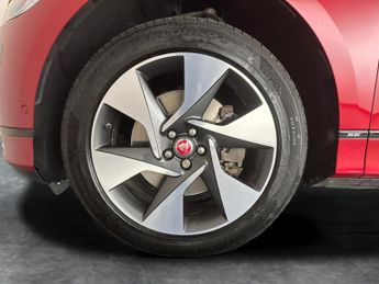 Jaguar I-PACE 400 90kWh SE 4WD (400 ps) - REVERSE CAM - NAV - WIFI