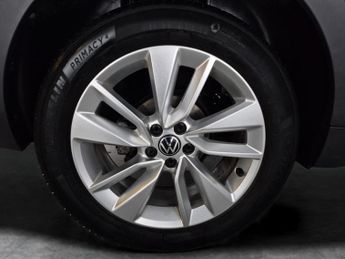 Volkswagen T-cross 1.0 TSI Active DSG (110 ps) - NAV - BLIND SPOT ASSIST - WIFI