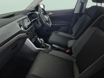 Volkswagen T-cross 1.0 TSI Active DSG (110 ps) - NAV - BLIND SPOT ASSIST - WIFI