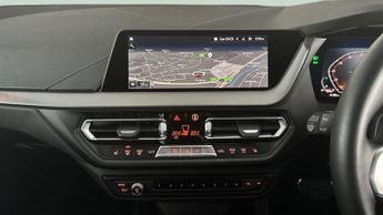 BMW 1 Series 1.5 118i M Sport (LCP) DCT (136 ps) - BMW LIVE COCKPIT PROFESSIO