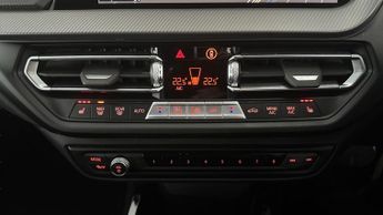 BMW 1 Series 1.5 118i M Sport (LCP) DCT (136 ps) - BMW LIVE COCKPIT PROFESSIO
