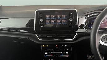 Volkswagen T-Roc 1.5 TSI R-Line DSG (150 ps) - DIGITAL DASH - AIR CON - AUTO HEAD
