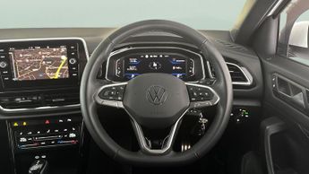 Volkswagen T-Roc 1.5 TSI R-Line DSG (150 ps) - DIGITAL DASH - AIR CON - AUTO HEAD