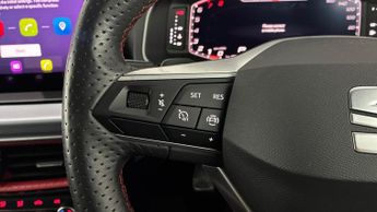 Seat Arona 1.0 TSI FR Sport DSG (110 ps) - PARK SENSORS - AUTO HEADLIGHTS