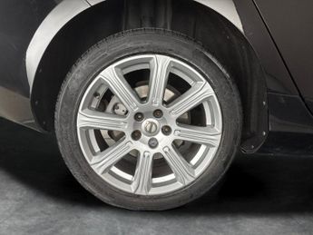 Volvo V40 1.5 T3 Inscription (152 ps) - PARK ASSIST - LED - BLUETOOTH