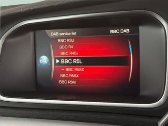 Volvo V40 1.5 T3 Inscription (152 ps) - PARK ASSIST - LED - BLUETOOTH