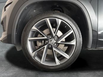 Skoda Kodiaq 2.0 TSI SportLine DSG 4WD (7 Seat) (190 ps) - LIGHT PACKAGE