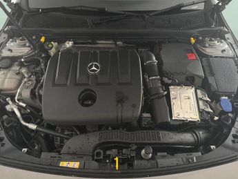 Mercedes-Benz A Class 1.5 A180d SE (Executive) 7G-DCT (116 ps) - ACTIVE LANE KEEPING A