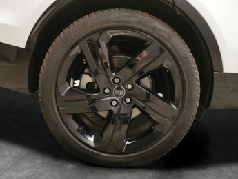 Land Rover Discovery 3.0 D300 MHEV R-Dynamic HSE 4WD (300 ps) - SURROUND VIEW