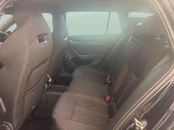 Skoda Octavia 2.0 TSI vRS DSG (265 ps) - BLIND SPOT ASSIST - FAMILY PACKAGE