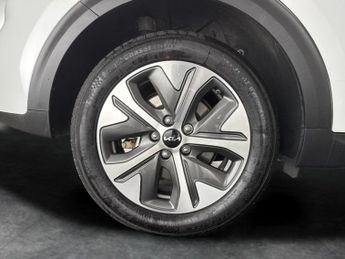 Kia Niro 64kWh 2 (201 bhp) - CRUISE - PADDLE SHIFT - 17IN ALLOYS