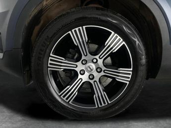 Volvo XC40 1.5 T3 Inscription (163 ps) - REVERSE CAM - LEATHER - LANE DEPAR
