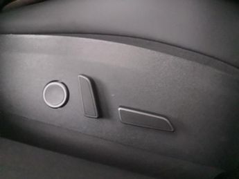 Tesla Model 3 Saloon RWD (241 bhp) - PARK ASSIST - LED - REVERSE CAM