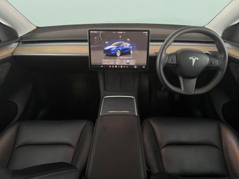 Tesla Model Y (Dual Motor) Long Range 4WDE (384 bhp) - HEATED STEERING - WIFI