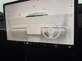 Tesla Model Y (Dual Motor) Long Range 4WDE (384 bhp) - HEATED STEERING - WIFI