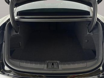 Porsche Taycan Performance Plus 93.4kWh RWD (11kW Charger) (476 ps) - PAN ROOF 