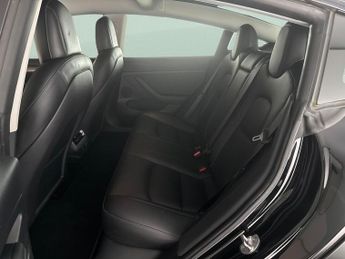 Tesla Model 3 Saloon RWD (241 bhp) - PARK ASSIST - LED - REVERSE CAM