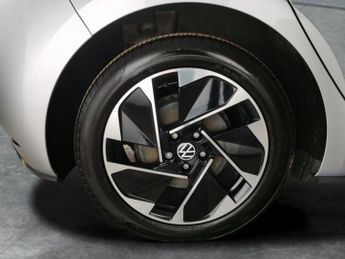 Volkswagen ID.3 Pro 58kWh Life (145 ps) - REVERSE CAM - HEATED SEATS - NAV