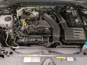 Audi Q2 1.5 TFSI CoD 35 Sport S Tronic (150 ps) - DRIVING MODES - PARK S