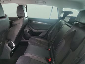 Skoda Octavia 2.0 TDI SE L DSG (150 ps) - SMARTLINK - HEATED SEATS - BLUETOOTH