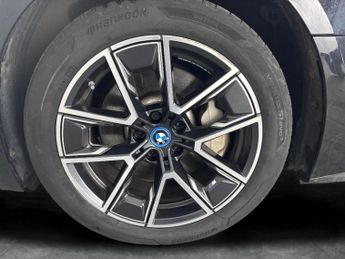 BMW i4 40 83.9kWh M Sport Gran Coupe eDrive (340 ps) - ACTIVE LANE ASSI