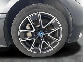 BMW i4 40 83.9kWh M Sport Gran Coupe eDrive (340 ps) - ACTIVE LANE ASSI
