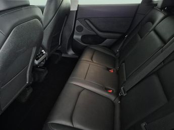 Tesla Model Y (Dual Motor) Long Range 4WDE (384 bhp) - LED - REVERSE CAM - NAV