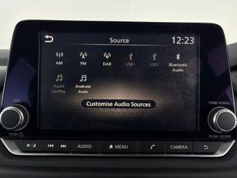 Nissan Qashqai 1.3 DIG-T MHEV Acenta Premium XTRON (158 ps) - REVERSE CAM