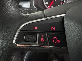 Seat Arona 1.0 TSI GPF SE Technology DSG (115 ps) - NAV - DAB - BLUETOOTH
