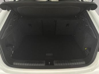 Audi A3 1.5 TFSI 35 S line Sportback S Tronic (150 ps)[Tech Pack]  - CRU