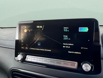 Hyundai Kona 64kWh Ultimate (10.5kW Charger) (204 ps) - HEAT AND COOL SEATS