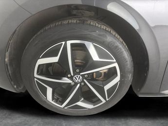 Volkswagen ID.3 Pro S 77kWh Tour (4 Seat) (204 ps) - KEYLESS ENTRY - 360 CAM - P