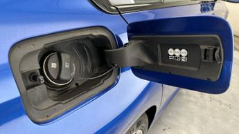 BMW 3 Series 2.0 330e 12kWh M Sport Plug-in (292 ps) - PERFORMANCE CONTROL