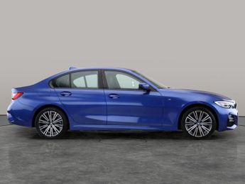BMW 3 Series 2.0 330e 12kWh M Sport Plug-in (292 ps) - PERFORMANCE CONTROL