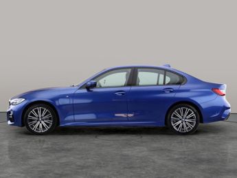 BMW 3 Series 2.0 330e 12kWh M Sport Plug-in (292 ps) - PERFORMANCE CONTROL