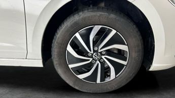 Volkswagen Polo 1.0 TSI Life DSG (95 ps) - MULTI-FUNCTION STEERING WHEEL - ISOFI
