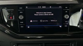 Volkswagen Polo 1.0 TSI Life DSG (95 ps) - MULTI-FUNCTION STEERING WHEEL - ISOFI