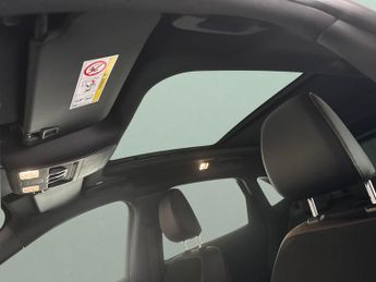 Ford Kuga 2.5 EcoBoost Duratec 14.4kWh ST-Line X Plug-in CVT (225 ps) - CA
