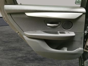 BMW 2 Series Active Tourer 1.5 218i SE DCT (136 ps) - GRID CLOTH - ANTHRACITE - CARPLAY - L