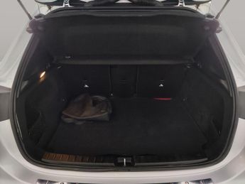 Mercedes-Benz GLA 1.3 GLA250e 15.6kWh Exclusive Edition (Premium) Plug-in 8G-DCT (