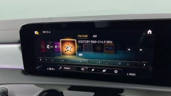 Mercedes-Benz CLA 2.0 CLA250 AMG Line (Premium Plus 2) Coupe 7G-DCT (224 ps) - KEY