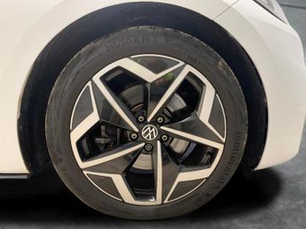 Volkswagen ID.3 Pro Performance 58kWh 1ST Edition (204 ps) - BLUETOOTH - PARK SE