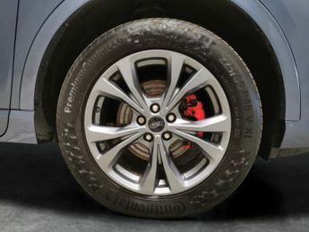 Ford Kuga 2.5 EcoBoost Duratec 14.4kWh ST-Line Plug-in CVT (225 ps) - LANE
