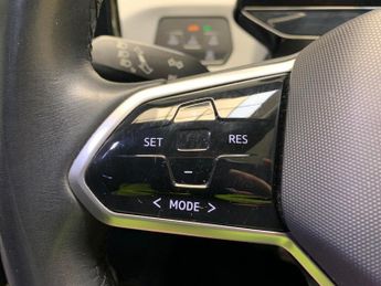 Volkswagen ID.3 Pro Performance 58kWh 1ST Edition (204 ps) - BLUETOOTH - PARK SE