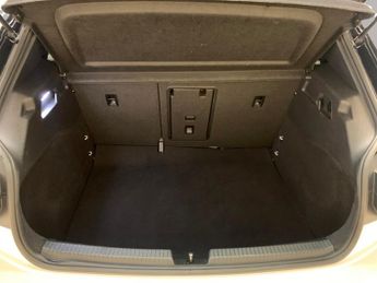 Volkswagen ID.3 Pro Performance 58kWh 1ST Edition (204 ps) - BLUETOOTH - PARK SE