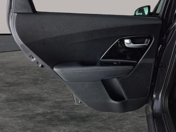 Kia Niro 1.6 GDi 2 DCT (139 bhp) - BLUETOOTH - PADDLE SHIFT - TOWBAR