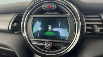 Mini Hatch 1.5 Cooper Classic Steptronic (136 ps) - MULTI-FUNCTION STEERING