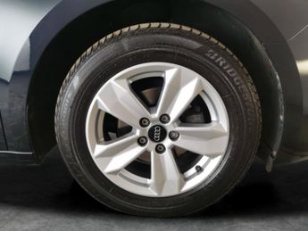 Audi A1 1.0 TFSI 25 Technik Sportback S Tronic (95 ps) - BLUETOOTH - AIR