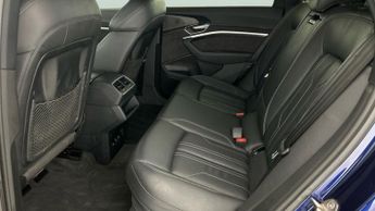 Audi e-tron 50 S line quattro 71.2kWh (313 ps) - BLUETOOTH - AIR SUSPENSION