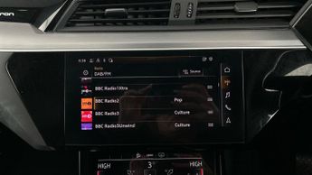 Audi e-tron 50 S line quattro 71.2kWh (313 ps) - BLUETOOTH - AIR SUSPENSION
